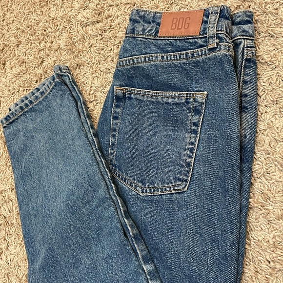 BDG IRBAN OUTFITTERS Mom High Rise Jeans Size 27 - Picture 7 of 11